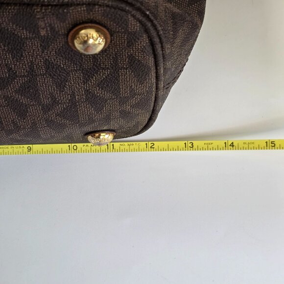 Michael Kors Jet Set Monogram Coated Canvas Tote LG Brown/Tan Front Snap Pocket - Picture 15 of 16